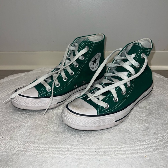 Converse Chuck Taylor Green High-Tops - Picture 2 of 6